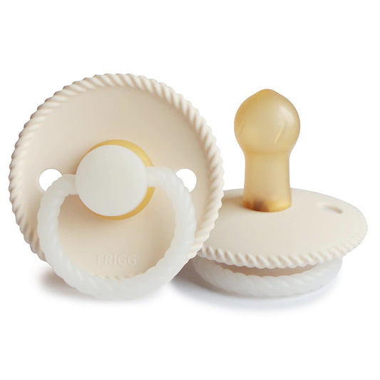 Frigg latex Rope in Cream Dummy